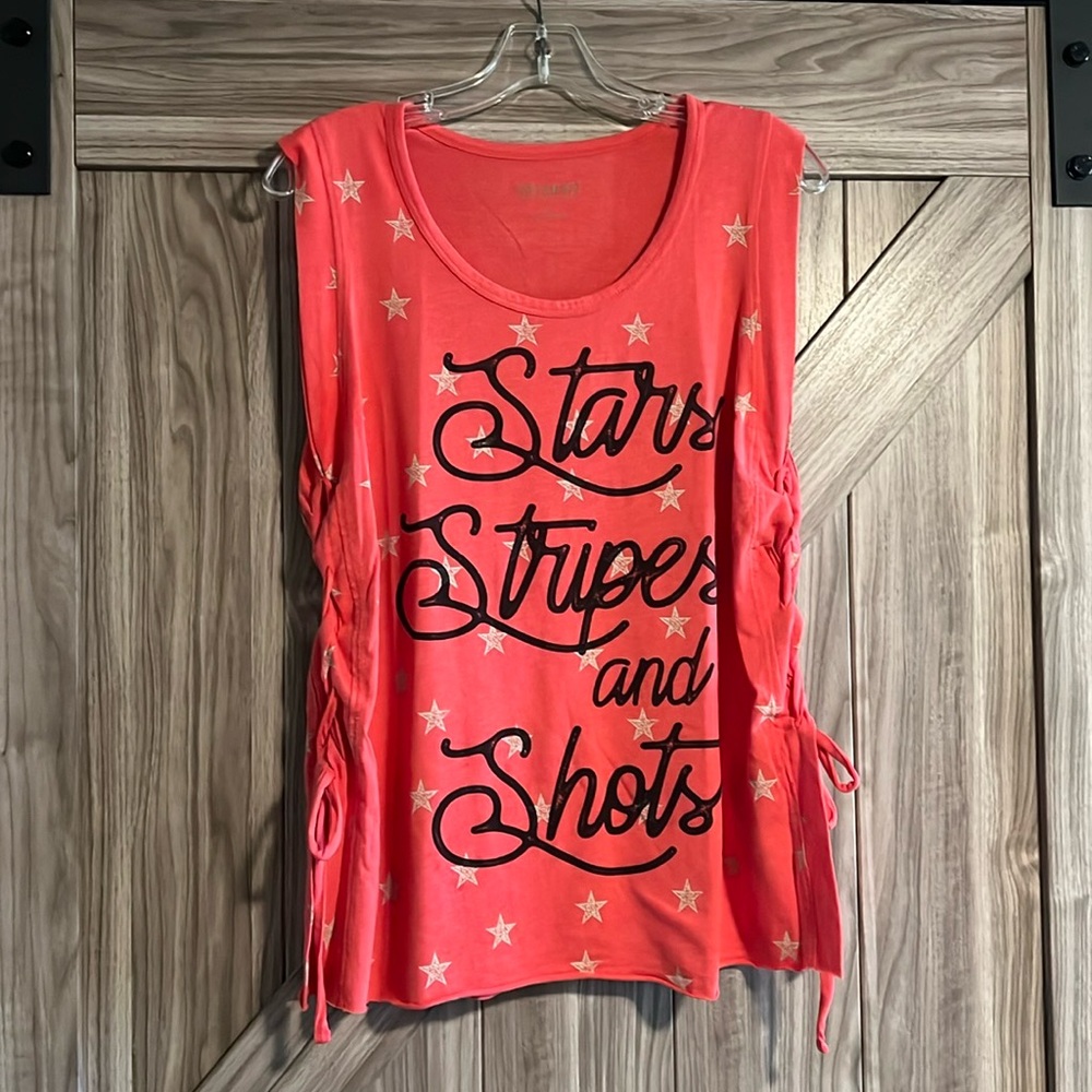 NWOT Shyanne lace side top